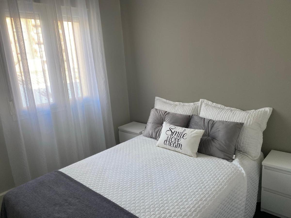 Apartamentos Logrono Centro, Tic Tac, Wifi Екстер'єр фото