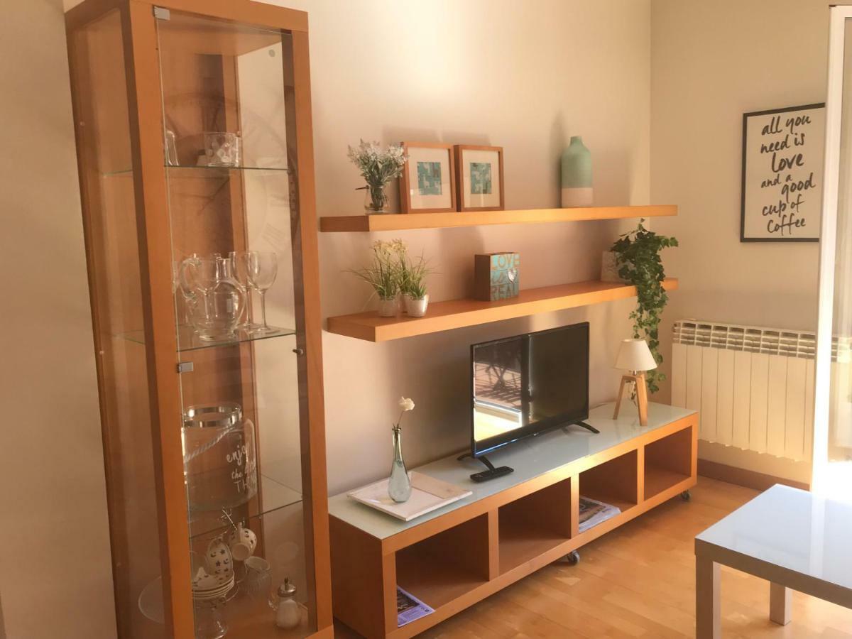 Apartamentos Logrono Centro, Tic Tac, Wifi Екстер'єр фото