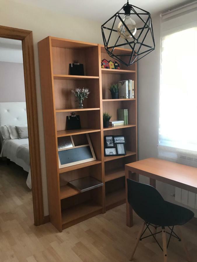 Apartamentos Logrono Centro, Tic Tac, Wifi Екстер'єр фото