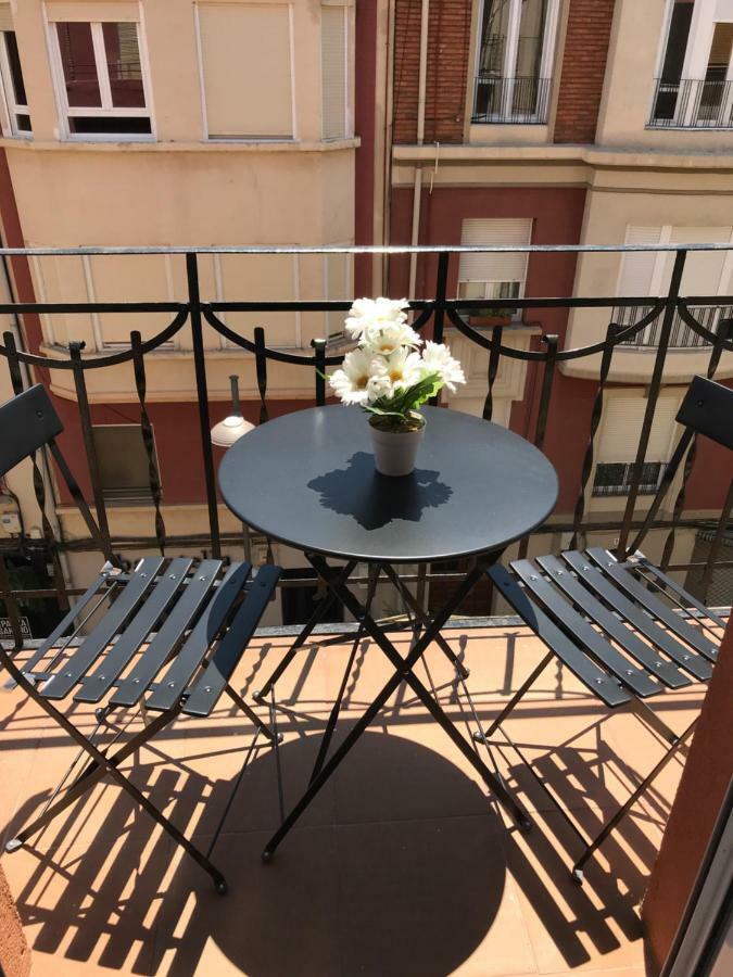 Apartamentos Logrono Centro, Tic Tac, Wifi Екстер'єр фото